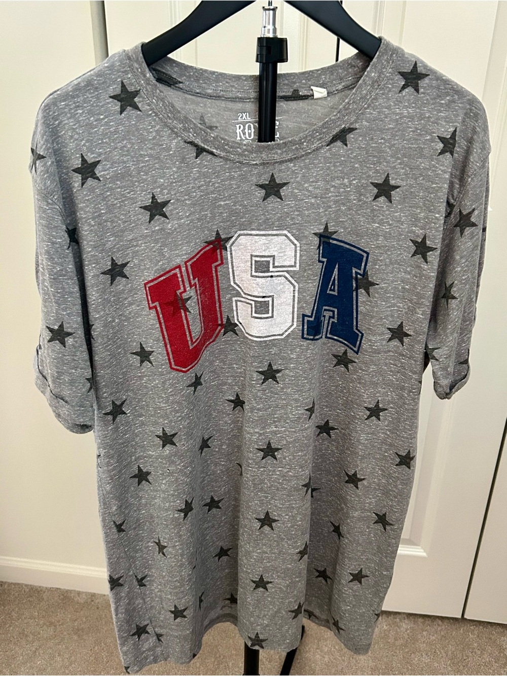 Patriotic USA Graphic Tee with Stars